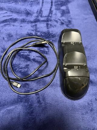 PS4 (PlayStation 4) + 3 Juegos