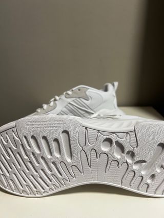 Adidas Hi-Tail Zapatillas Grises y Blancas