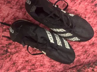 Zapatillas Fútbol Adidas Negras y Blancas original