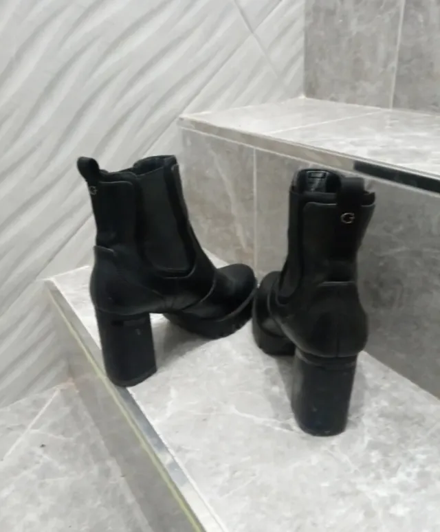 Botas Guess Negras Talla 38