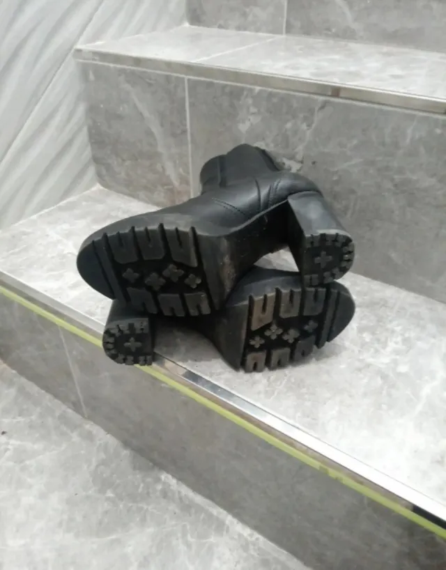 Botas Guess Negras Talla 38