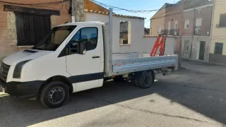 Camióncillo con grua