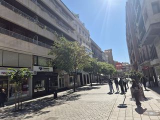 Oficina en venta en Casco Antiguo en Huesca