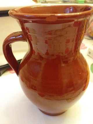 Jarra cerámica esmaltada marrón y amarilla