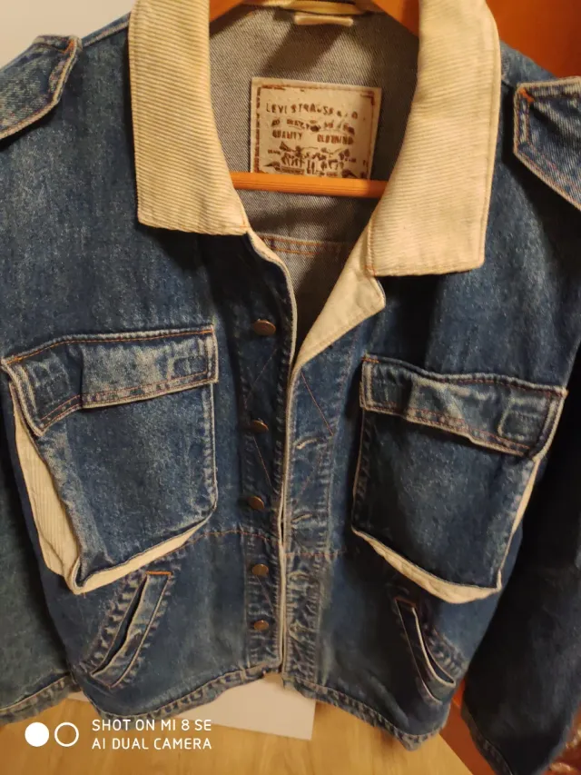 Cazadora Levis Vintage Azul y Beige