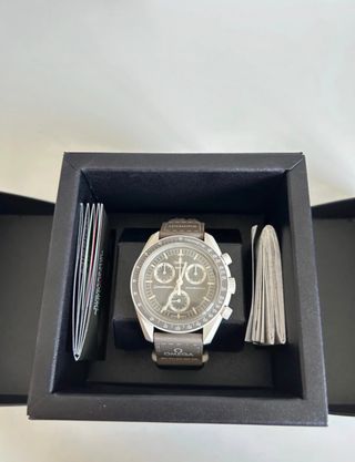 Omega x Swatch Speedmaster Reloj Marrón/Gris