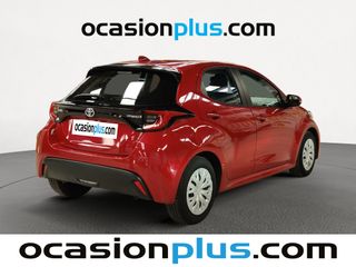 Toyota Yaris 120H Business Plus 85 kW (116 CV)