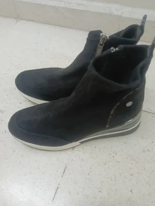 Botines negros mujer