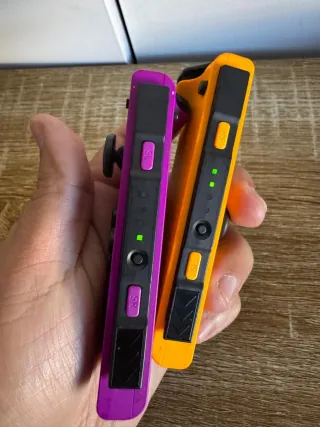 Joycons Nintendo Switch Morado y Amarillo ORIGINAL