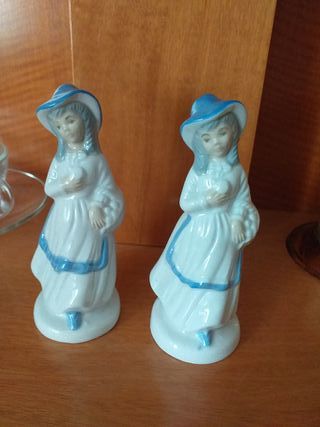 2 Figuras Porcelana Niñas Antiguas