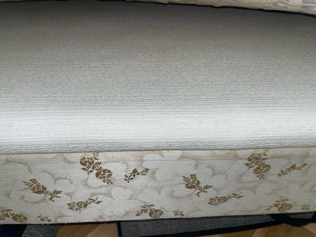 Materassso + Sommier con piedi per letto matrimoniale