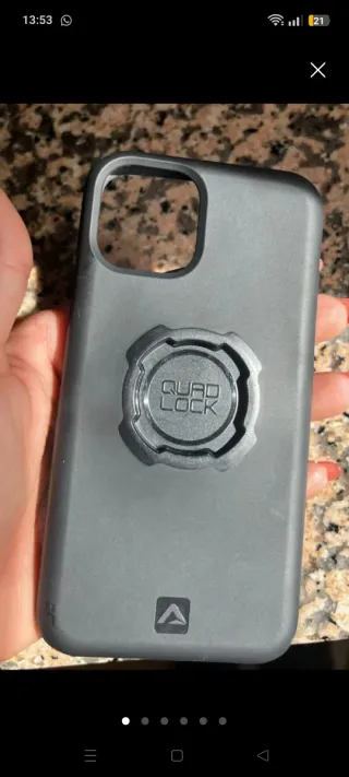 Funda iPhone 11 Pro- Quad lock moto