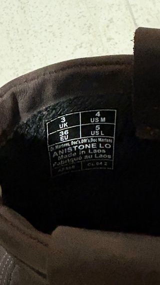 Bota Dr Martens Anistone Lo