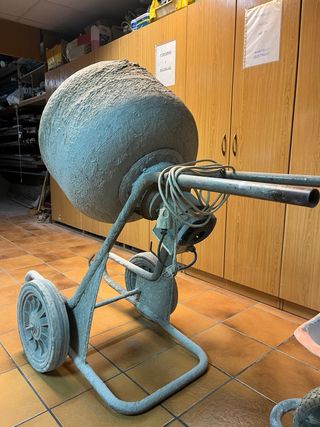 hormigonera de un carro