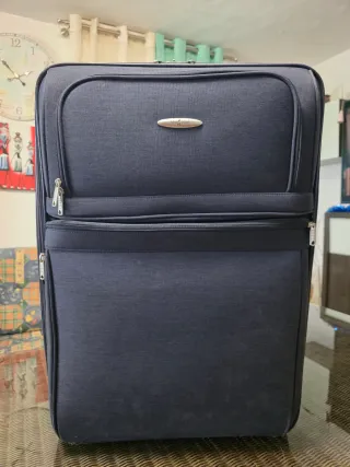 Maleta grande John Travel azul marino,73cm.