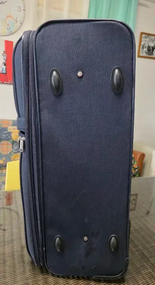 Maleta grande John Travel azul marino,73cm.