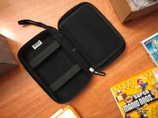 Nintendo 2DS Bianca + Giochi e Accessori