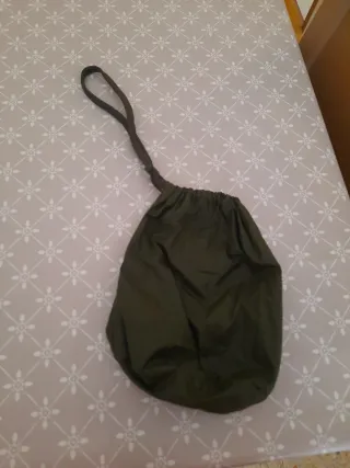 Chaqueta bomber verde acolchada