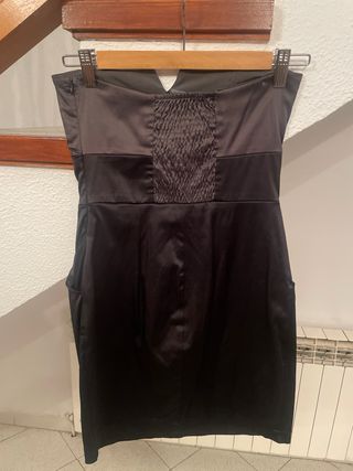 Vestido palabra de honor negro