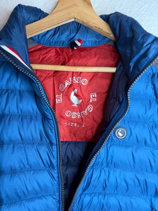 Chaqueta acolchada de hombre marca corte Slim Fit