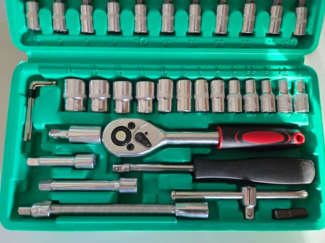 Set di chiavi da 46 pezzi