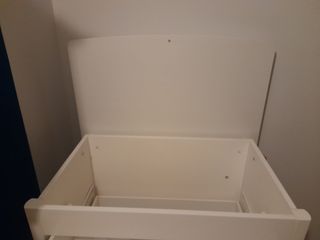 Cómoda infantil blanca con cajón