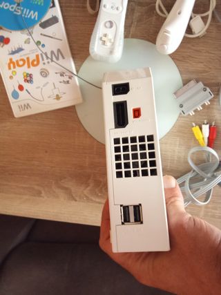 Nintendo Wii + 2 Juegos Completa