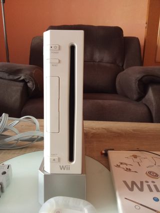 Nintendo Wii + 2 Juegos Completa