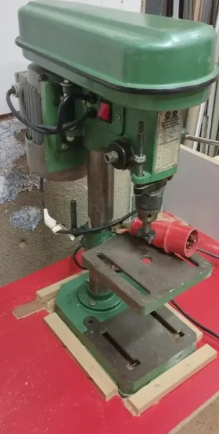 Taladro vertical Interkreen