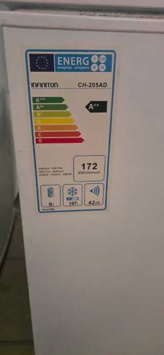 Congelador blanco 197 L