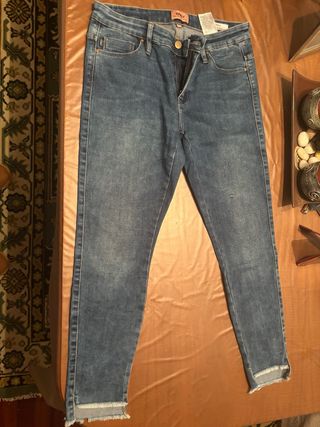 Vaqueros ONLY azules desgastados