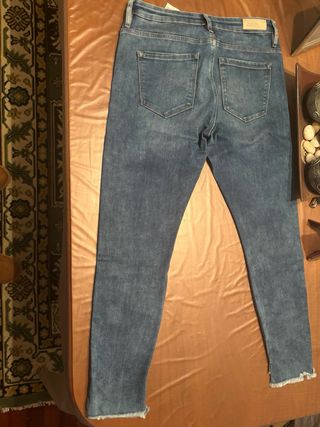 Vaqueros ONLY azules desgastados