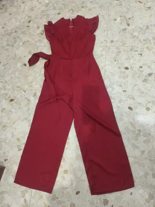 Mono granate con cinturón