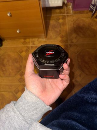 G-Shock Reloj Negro y Dorado