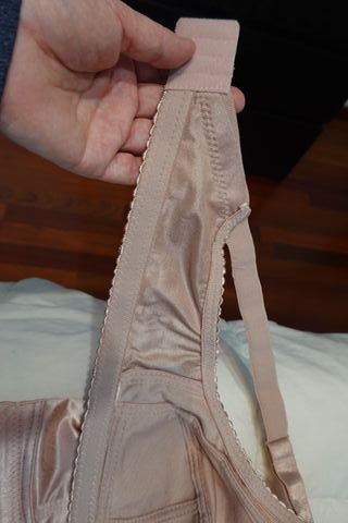 2 Sujetadores Triumph Beige/Gris Sin Estrenar