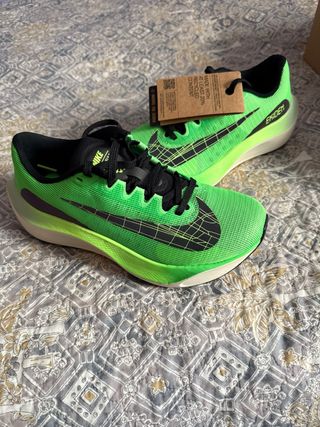 Zapatillas Nike Running Verdes y Negras