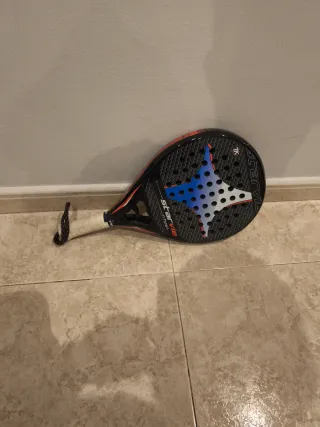 Pala de pádel StarVie Titania