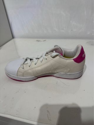 Zapatillas Reebok Blancas y Rosas