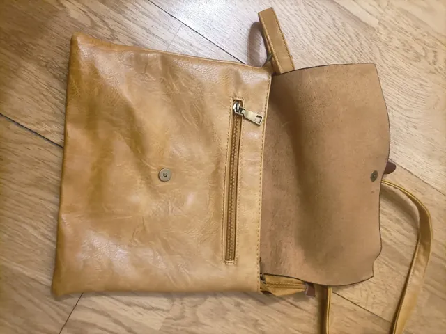 Bolso bandolera amarillo mostaza