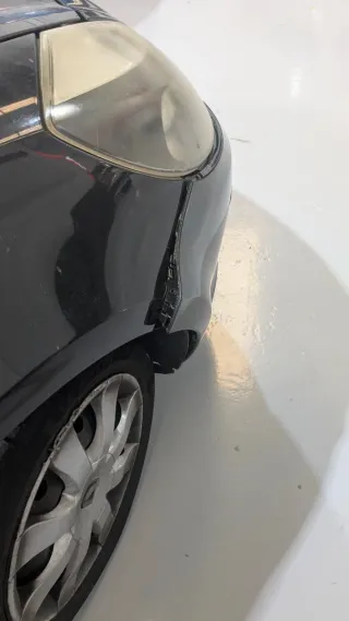 Parachoques Delantero Clio III Fase I Negro