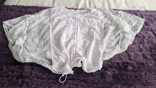 Blusa blanca encaje con cordones