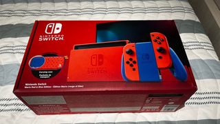 Nintendo Switch Edición 35 Aniversario (Mario)