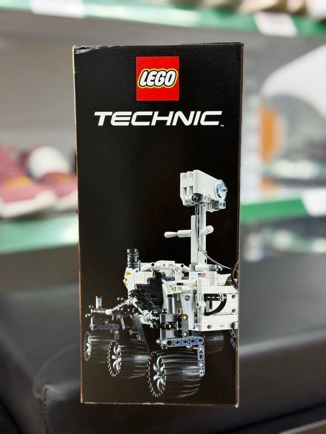 LEGO Technic 42158 NASA Mars Rover Perseverance
