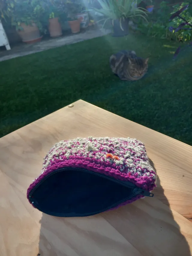 Bolsillo ganchillo hecho a mano