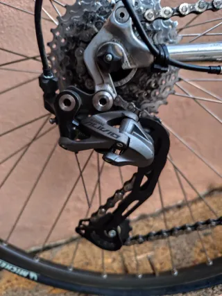 Bici de paseo con Vitus 979 manillar plano