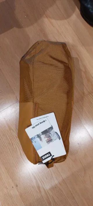 Mochila Thule 70L Beige/Marrón