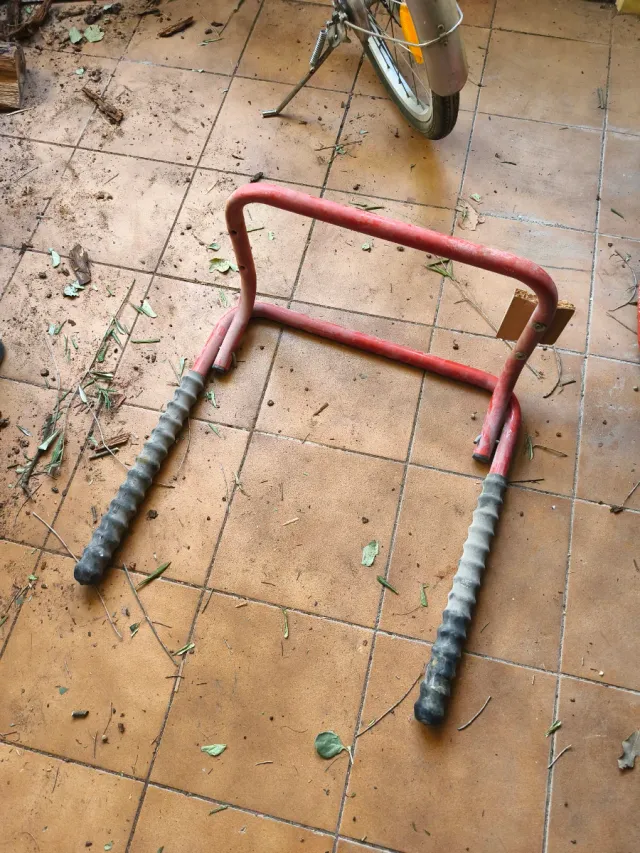 Appendiabiti per Biciclette Rosso