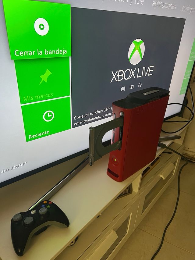 Xbox 360 Roja Edición Residente Evil Original.