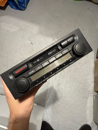 Radio cassette SEAT mod. Arosa