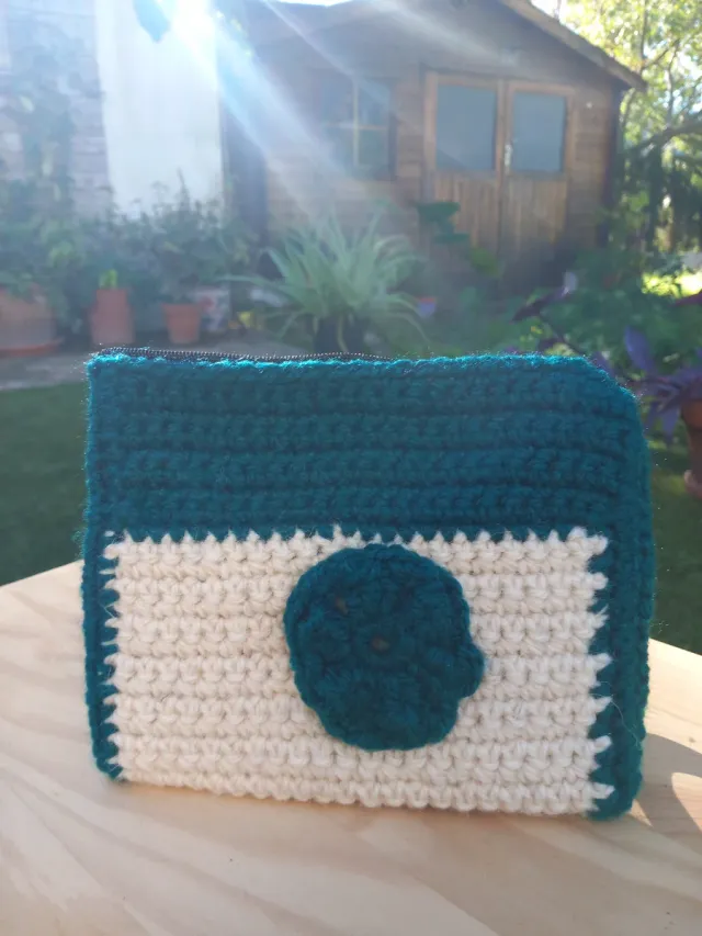 Bolsillo ganchillo hecho a mano